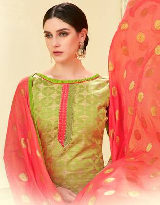 Green woven banarasi silk salwar 2