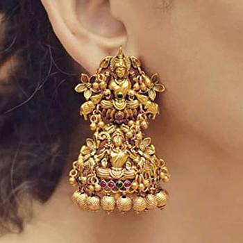 Gold Earrings 1