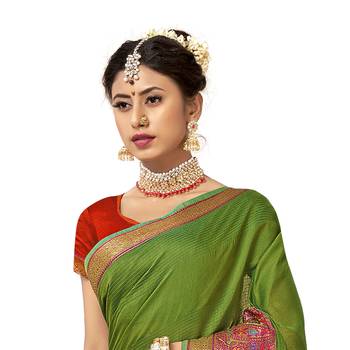 Green woven cotton  saree with blouse 2