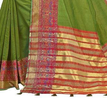 Green woven cotton  saree with blouse 3