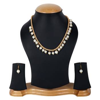 Gold Pearl Jewellery 1