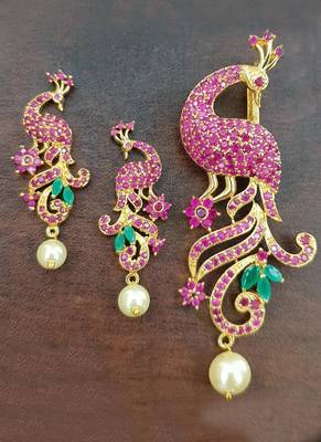 Multicolor necklaces 1