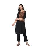 Women's Black Digital Print Straight Polysilk Kurta