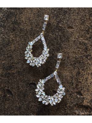 Gold earrings 2