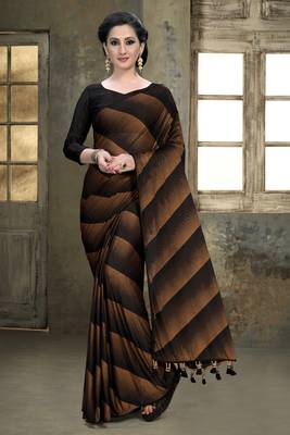 Black plain silk saree with blouse 2