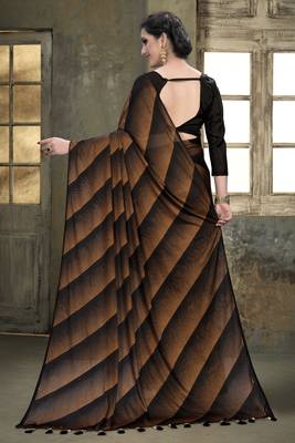 Black plain silk saree with blouse 5