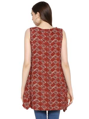 Red printed rayon sleeveless-tops 3