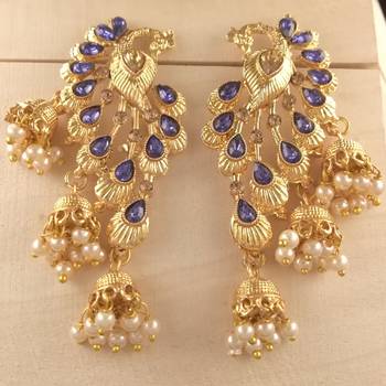 Saizen Gold Plated Fancy Party Wear Stylish Pearl Alloy Jhumki Earring Alloy Drops & Danglers 5