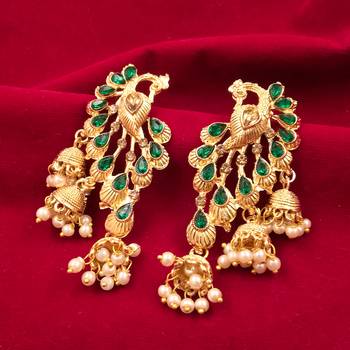 Saizen Gold Plated Fancy Party Wear Stylish Pearl Alloy Jhumki Earring Alloy Drops & Danglers 3