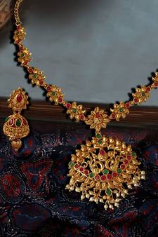 Leaf Style Shape Peacock ZINC Necklace