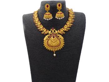 Kemp Designer Temple Golden Matte Polished Elephant Peacock Round Shaped Ruby Short Necklace Set Jewellery 1