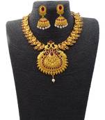 Kemp Designer Temple Golden Matte Polished Elephant Peacock Round Shaped Ruby Short Necklace Set Jewellery