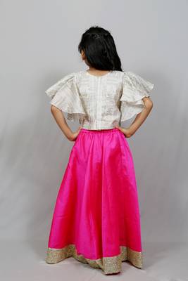 cold sleeves top and long skirt with pocket belt 2