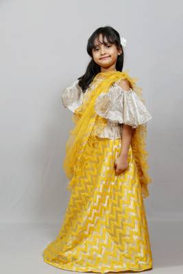 cold sleeves top with long skirt and frilly dupatta 3
