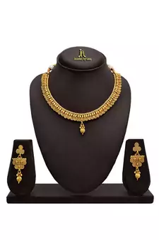 Gold necklace-sets