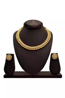 Gold necklace-sets