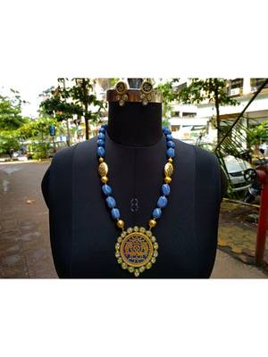 Blue necklaces 1