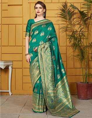 Green woven silk saree with blouse 1