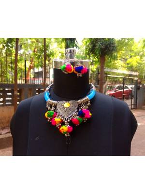 Multicolor necklaces 1