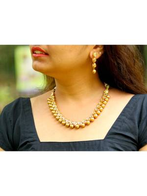 Gold necklaces 1