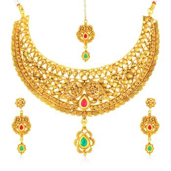 Yellow diamond chokers 1
