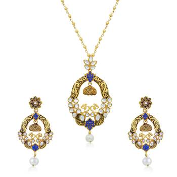 Yellow diamond collar-necklace 1
