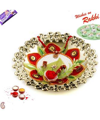 Golden Polish Cutwork Design Rakhi Thali With Rakhis 1