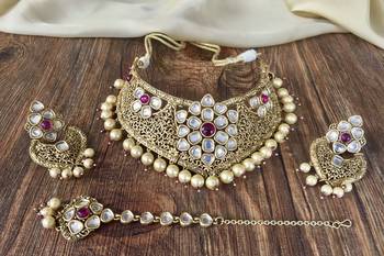 Gold onyx chokers 1