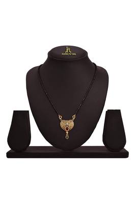 Gold diamond mangalsutra 2