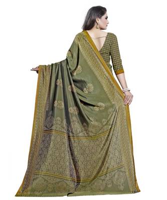 Green woven Silk blend saree with blouse 2