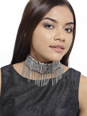 Infuzze Oxidised Silver-Toned Goddess Lakshmi Textured Necklace 1