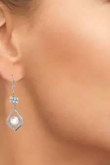 Grey Color Pearl Earing Diamond Design For Womens & Girls