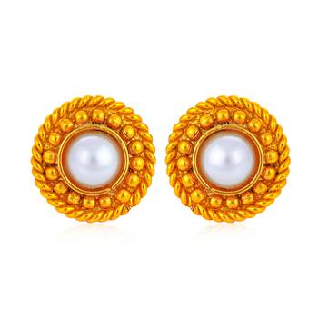 Yellow pearl earrings 1