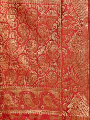 Red woven banarasi silk saree with blouse 4