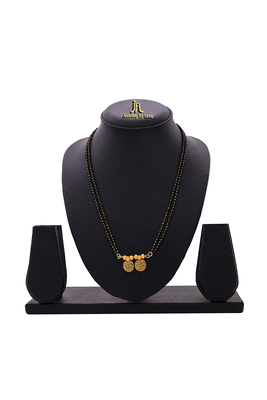 Yellow mangalsutra 2