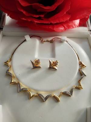 Gold Chokers 1