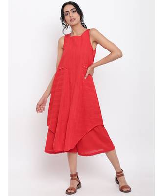 Red Panelled Kurta-Pant 1