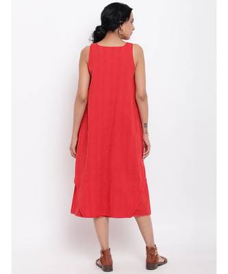 Red Panelled Kurta-Pant 3
