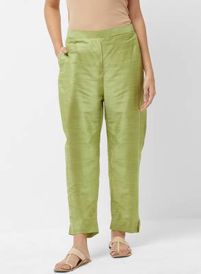 Women's Solid Green Casual Pants 1