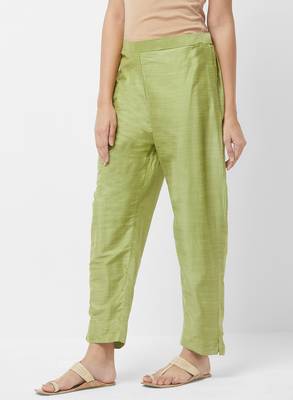 Women's Solid Green Casual Pants 4