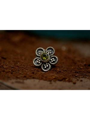 Silver nose-ring 1