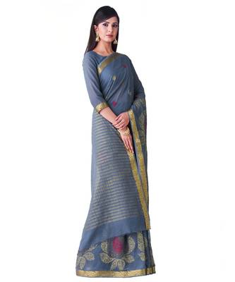 Grey Embroidered Chiffon Saree With Blouse 2