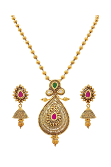 Gold pearl pendants