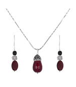 Silver onyx pendants