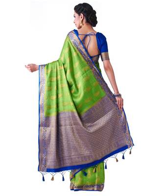 Green Woven Art Silk Saree With Blouse 3