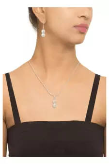 Silver pearl pendants