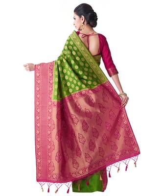 Green Woven Art Silk Saree With Blouse 3