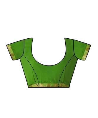 Green Printed Chiffon Saree With Blouse 4