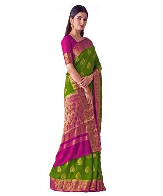 Green Woven Chiffon Saree With Blouse 2