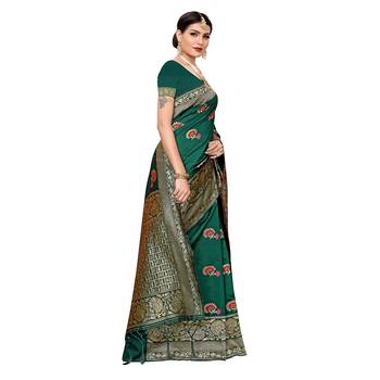 Green woven cotton silk saree with blouse 3
